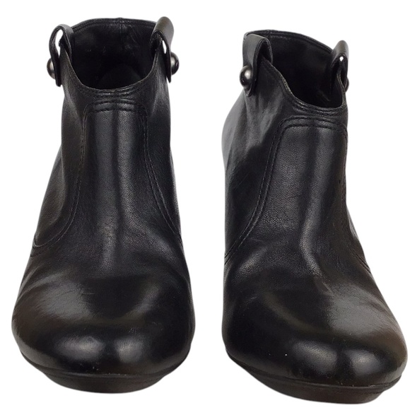 Coach Boots - Picture 8 of 16